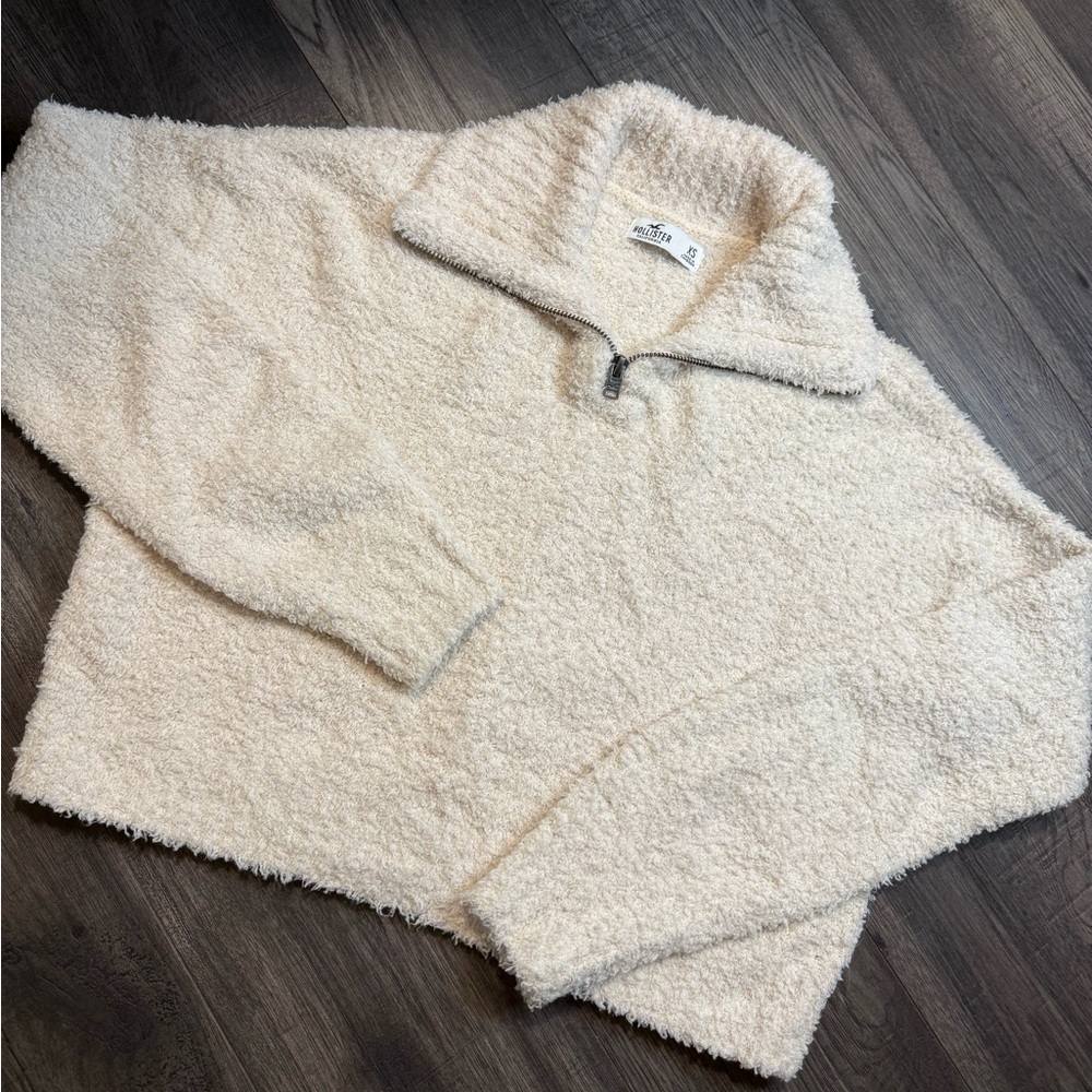 Hollister | Fuzzy Quarter Zip